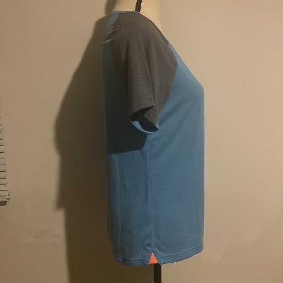 PATAGONIA T-SHIRT. - Picture 5 of 6